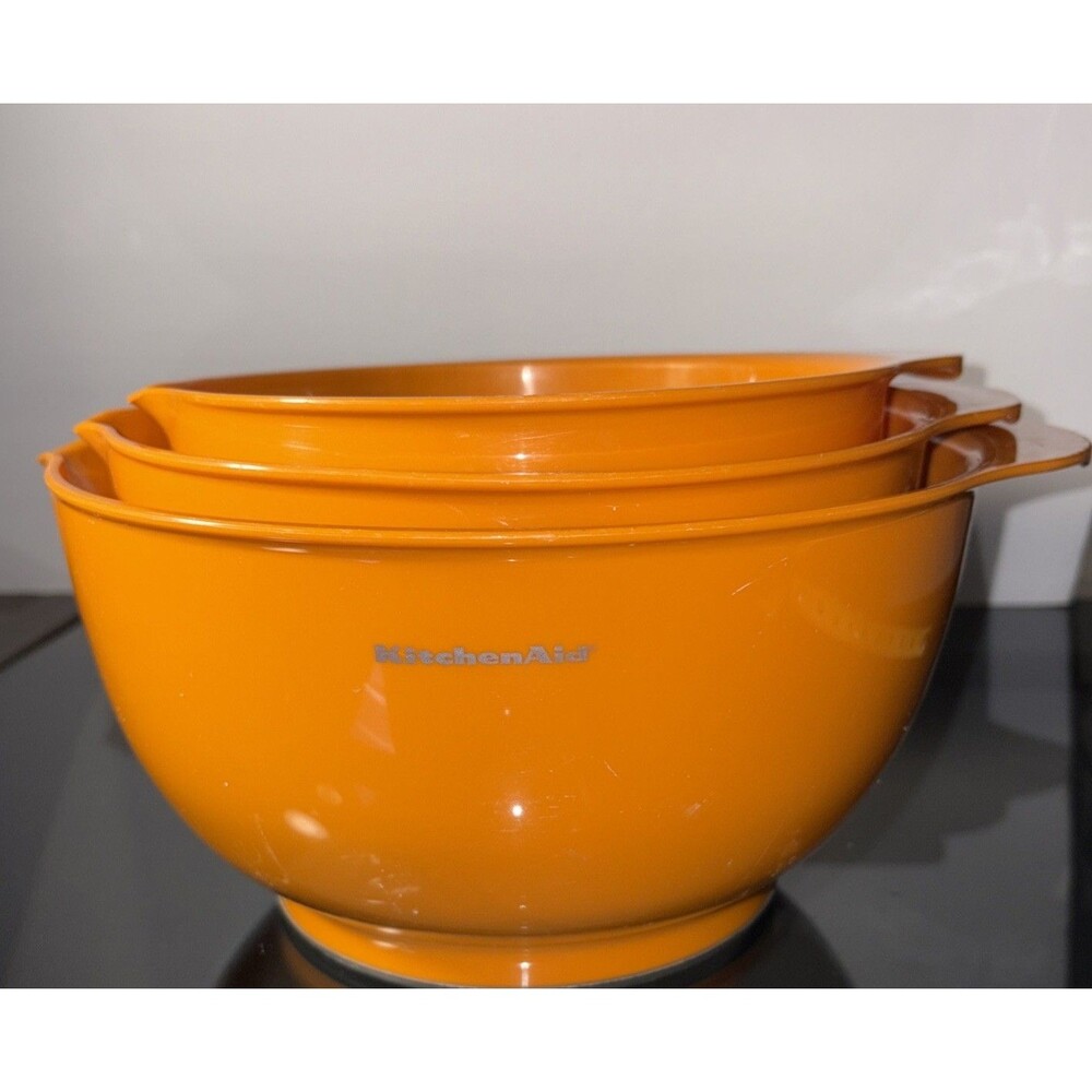 3-piece KitchenAid tangerine orange plastic nesting mixing bowls-non slip